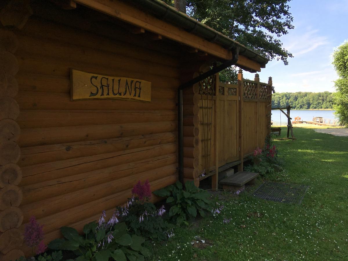Stajnia Sarnowek Nad Jeziorem Rozany Rozajny Wielkie Luaran gambar